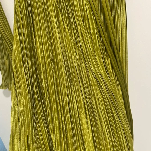 Hello Molly Besties Meet Mini Dress XS in Olive - Picture 9 of 12